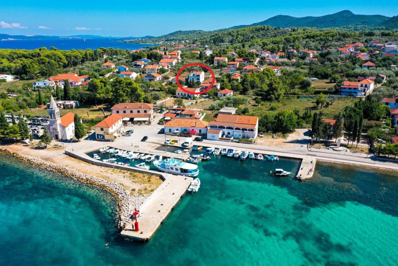 Apartmani Ždrelac Exterior foto